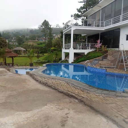 Villa Kaca 88 Cianjur Kültér fotó