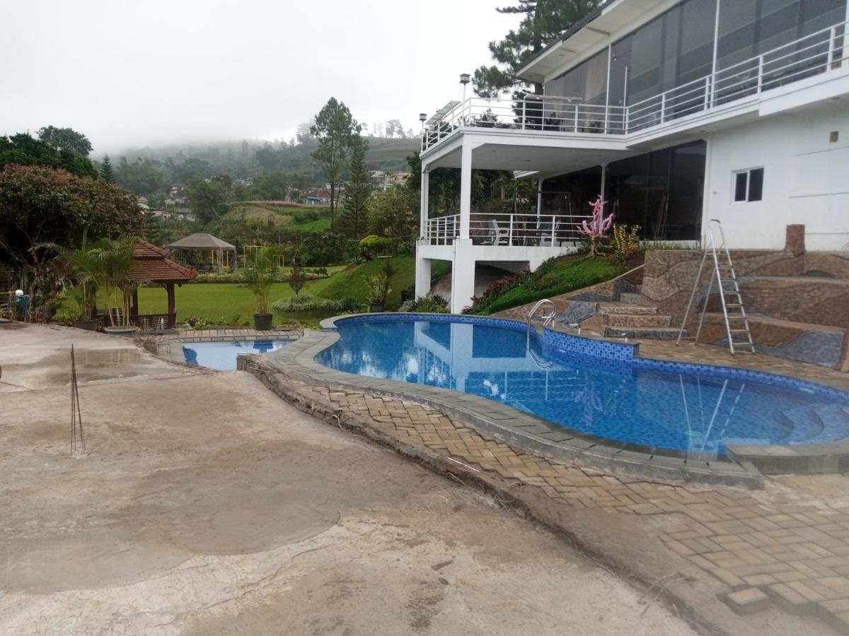 Villa Kaca 88 Cianjur Kültér fotó