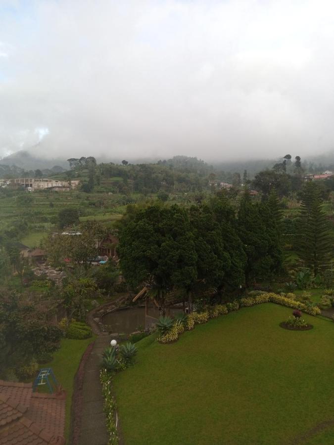 Villa Kaca 88 Cianjur Kültér fotó